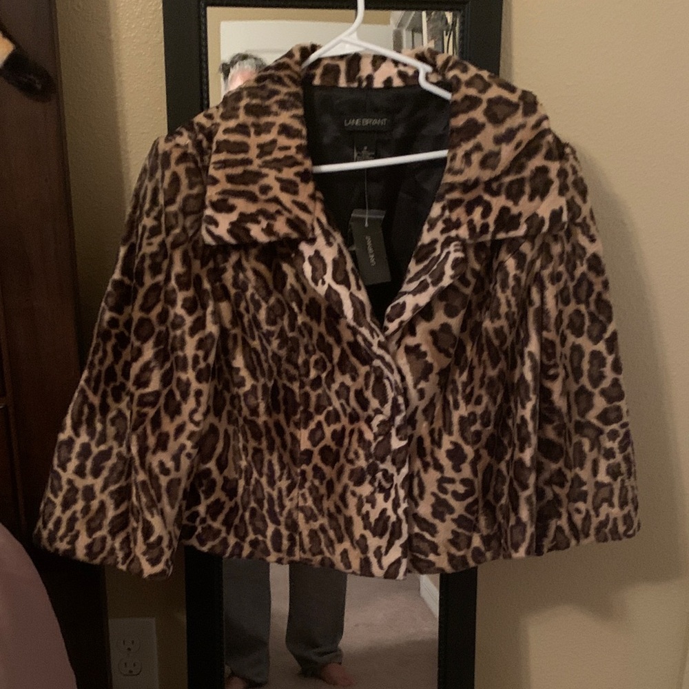 NWT Lane Bryant Women's Brown Leopard Teddy Jacket size 18. New with tags.